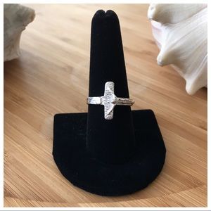 Vintage Sterling Silver Crucifix Ring Size 9